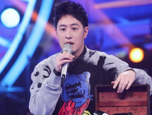 娱乐圈男性爆料的明星,揭秘明星背后的真实故事